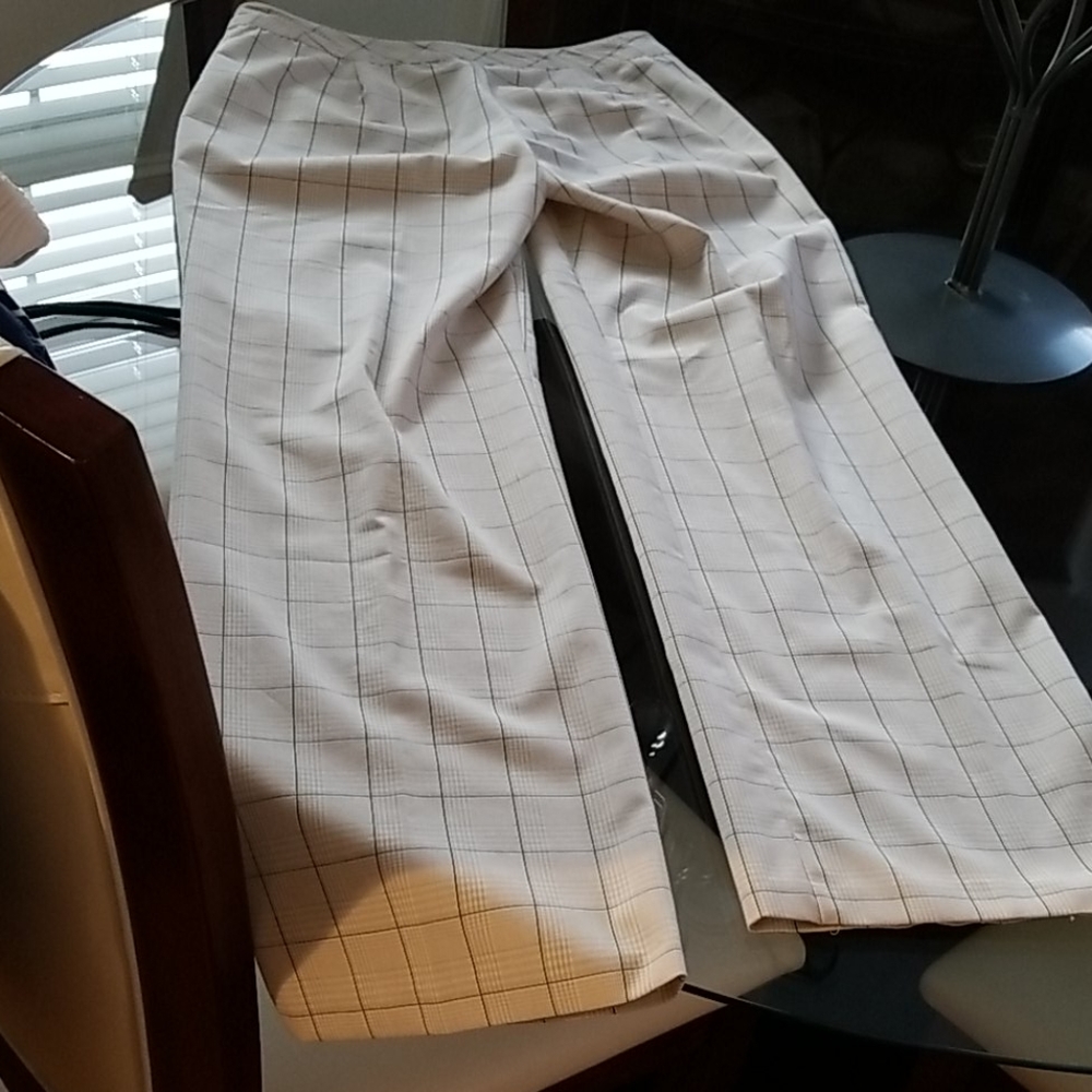 IZOD STRETCH PANTS
